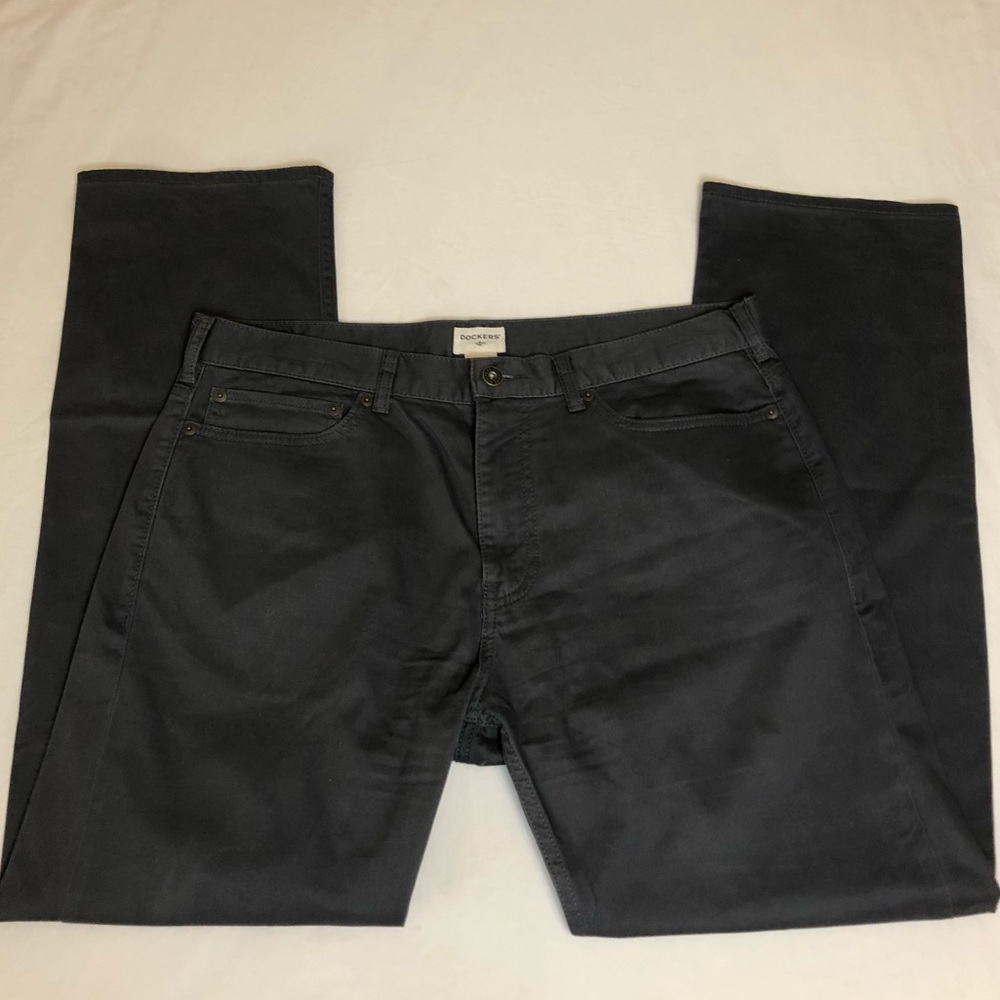 Dockers Men’s Straight Fit Pants